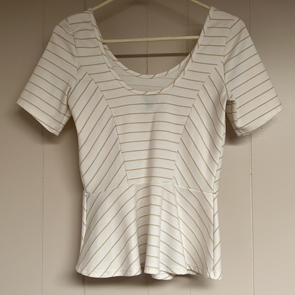 EYELASH COUTURE Junior’s Flare Blouse Tee - Picture 2 of 4